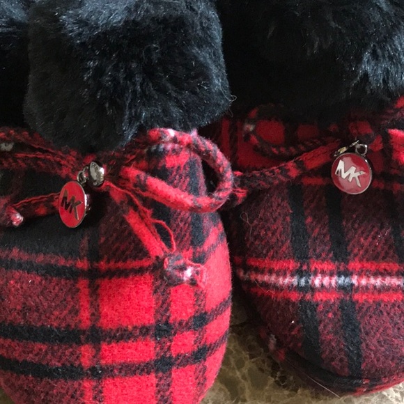 Michael Kors House Slippers size 7 M  Red/Black - Picture 4 of 11